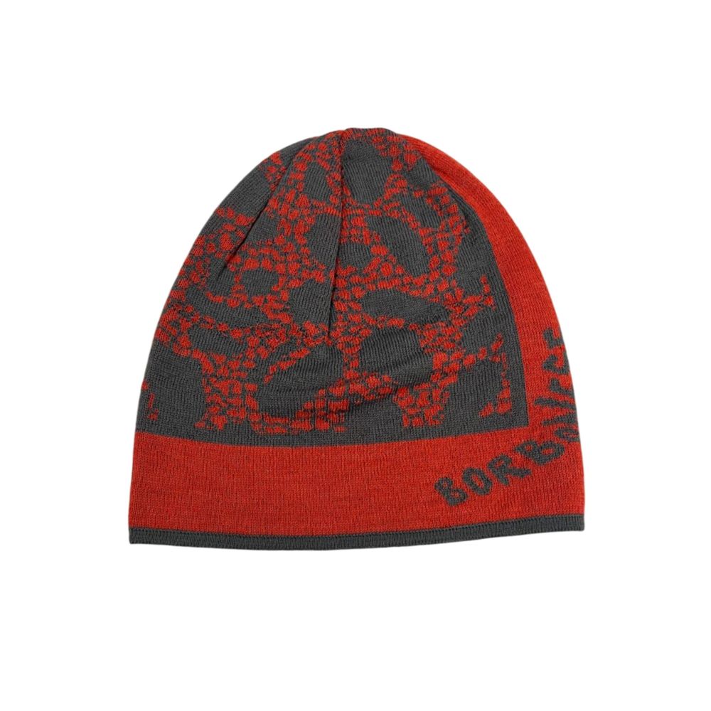 Chapeau de femme en laine rouge bourbonienne