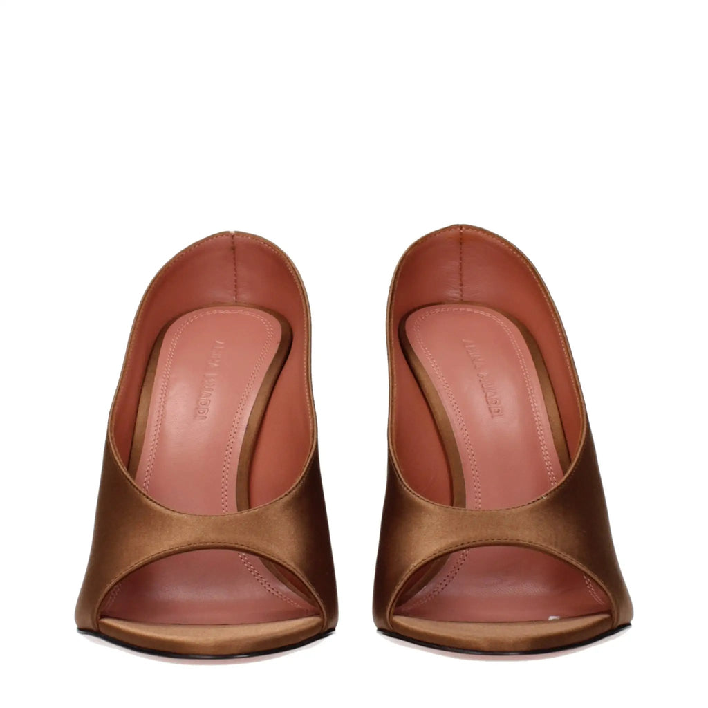 Escarpins à talons hauts en satin marron Amina Muaddi