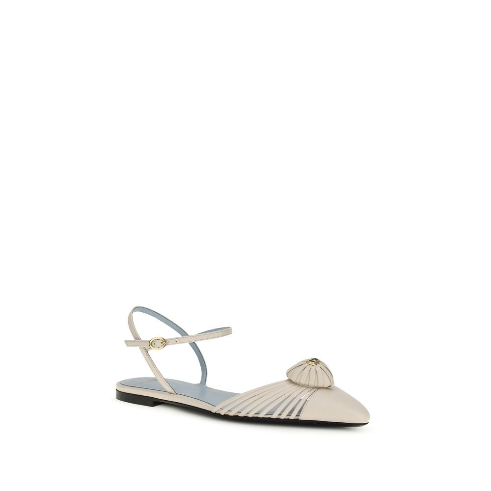 Sandales plates Valentino Garavani en cuir de chèvre beige