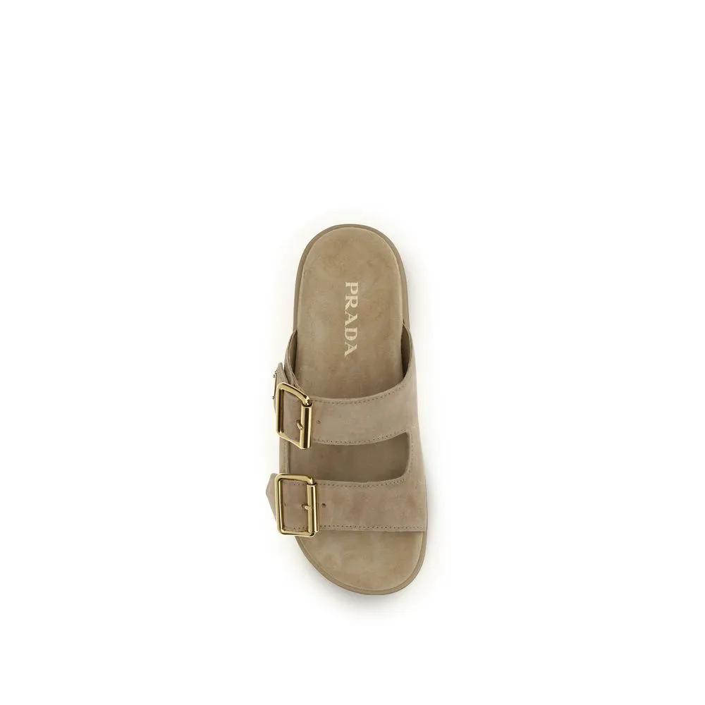 Sandales compensées Prada en cuir de veau beige (Bos Taurus)