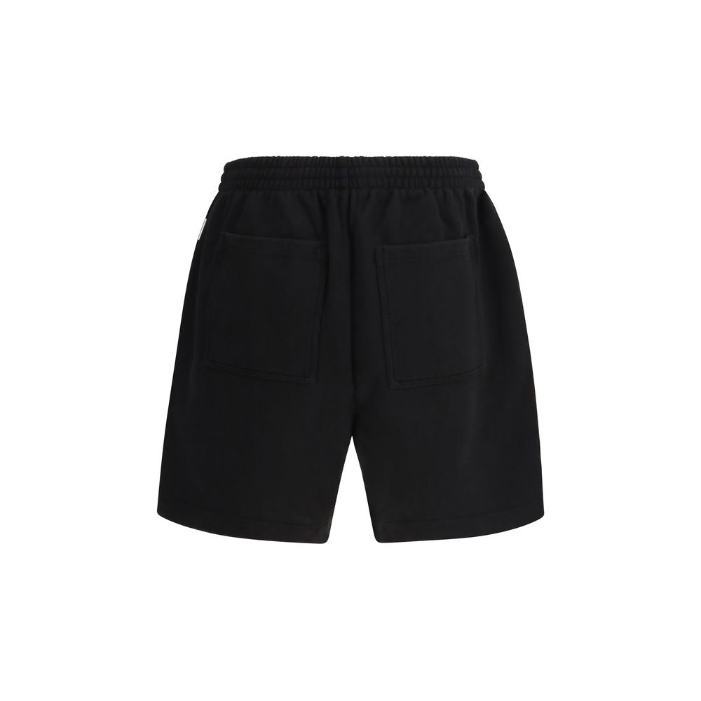 Représenter les bermudas en coton noir