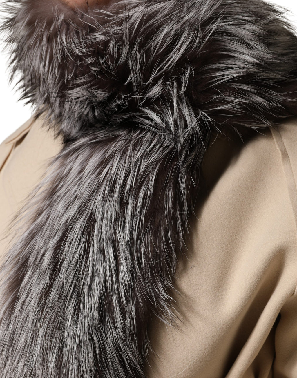 Écharpe d'hiver Dolce &amp; Gabbana en fourrure de renard gris