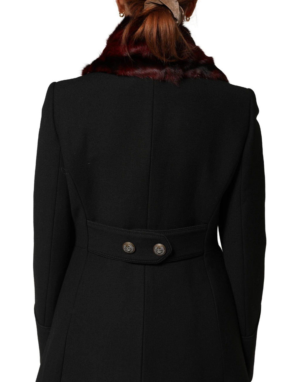 Dolce &amp; Gabbana Châle en fourrure à rayures noires et rouges, écharpe tour de cou