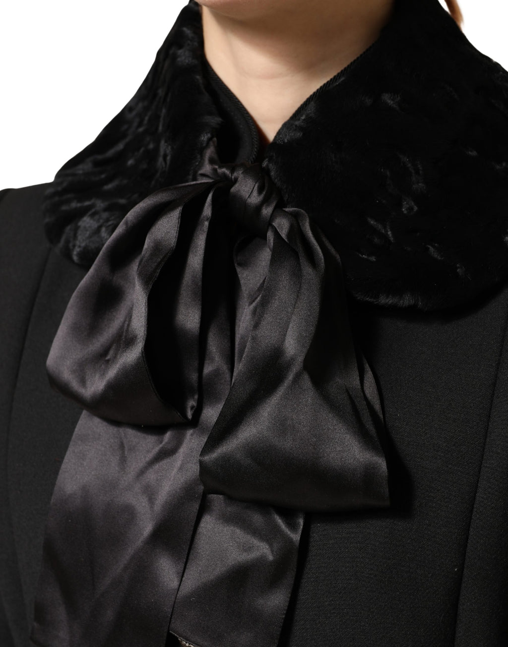 Dolce &amp; Gabbana Cache-cou en fourrure d'agneau noire pour femme, écharpe d'hiver
