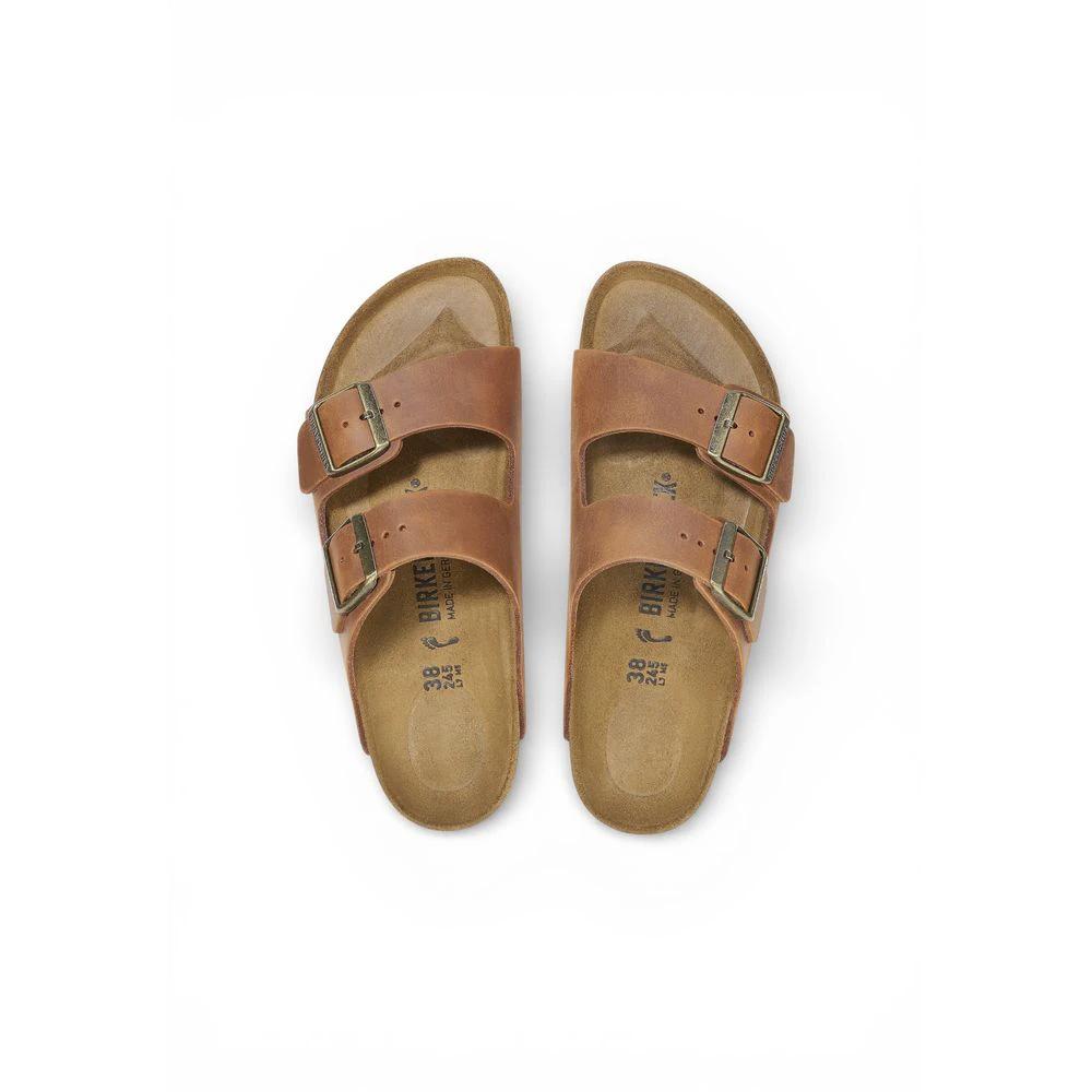 Sandales plates Birkenstock en cuir marron