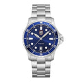 Montre de sport Luminox en acier inoxydable gris