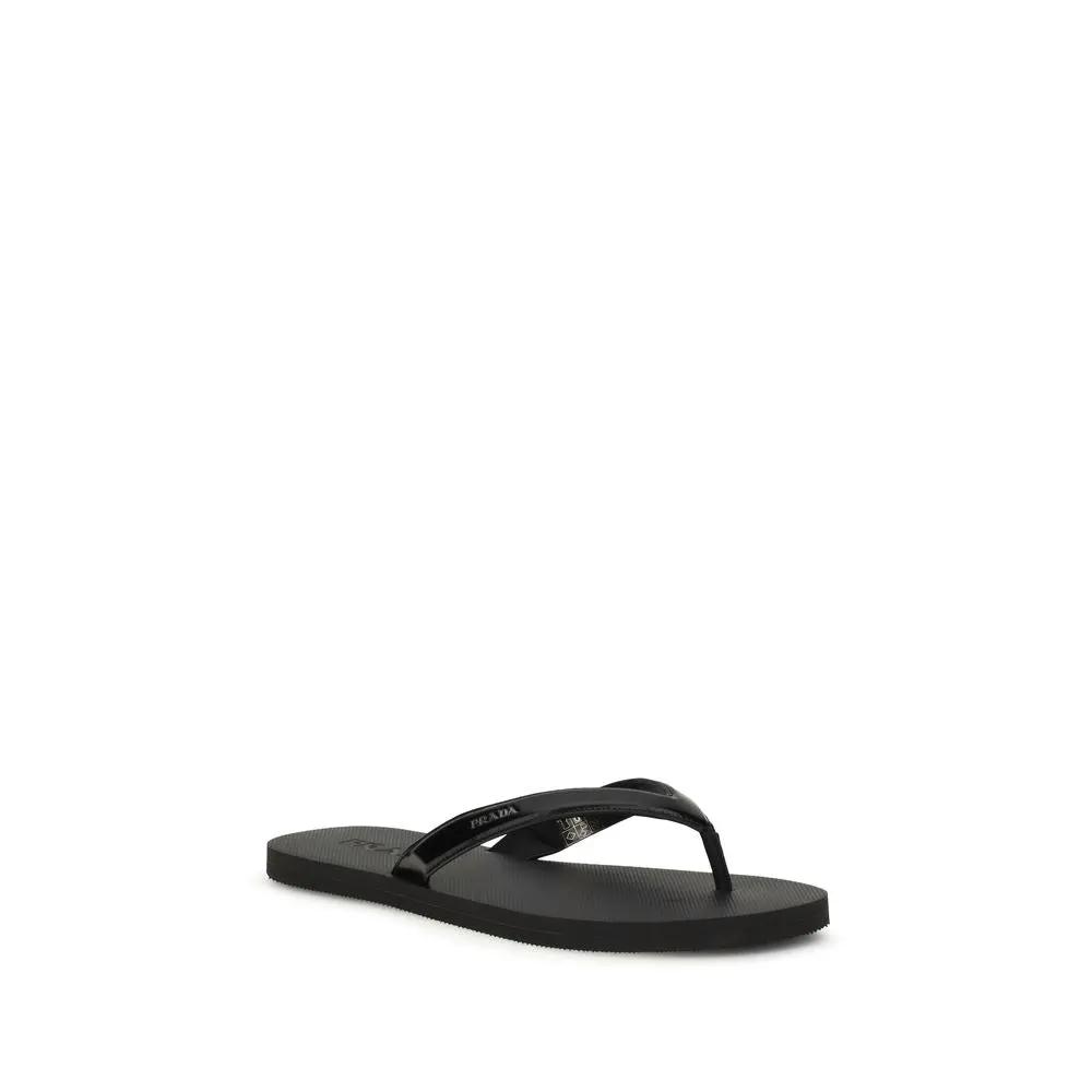 Sandales tongs Prada Bos Taurus en cuir de veau noir