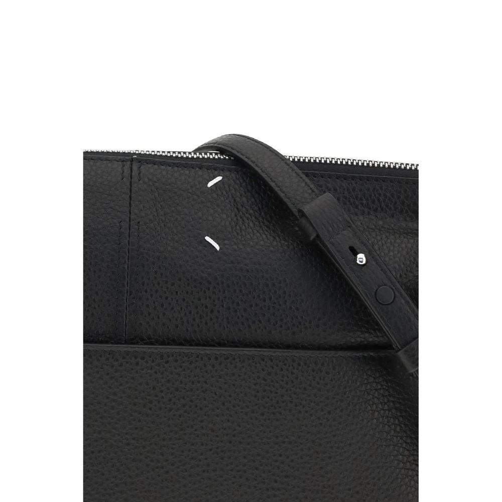 Pochette Bos Taurus en cuir de veau noir Maison Margiela