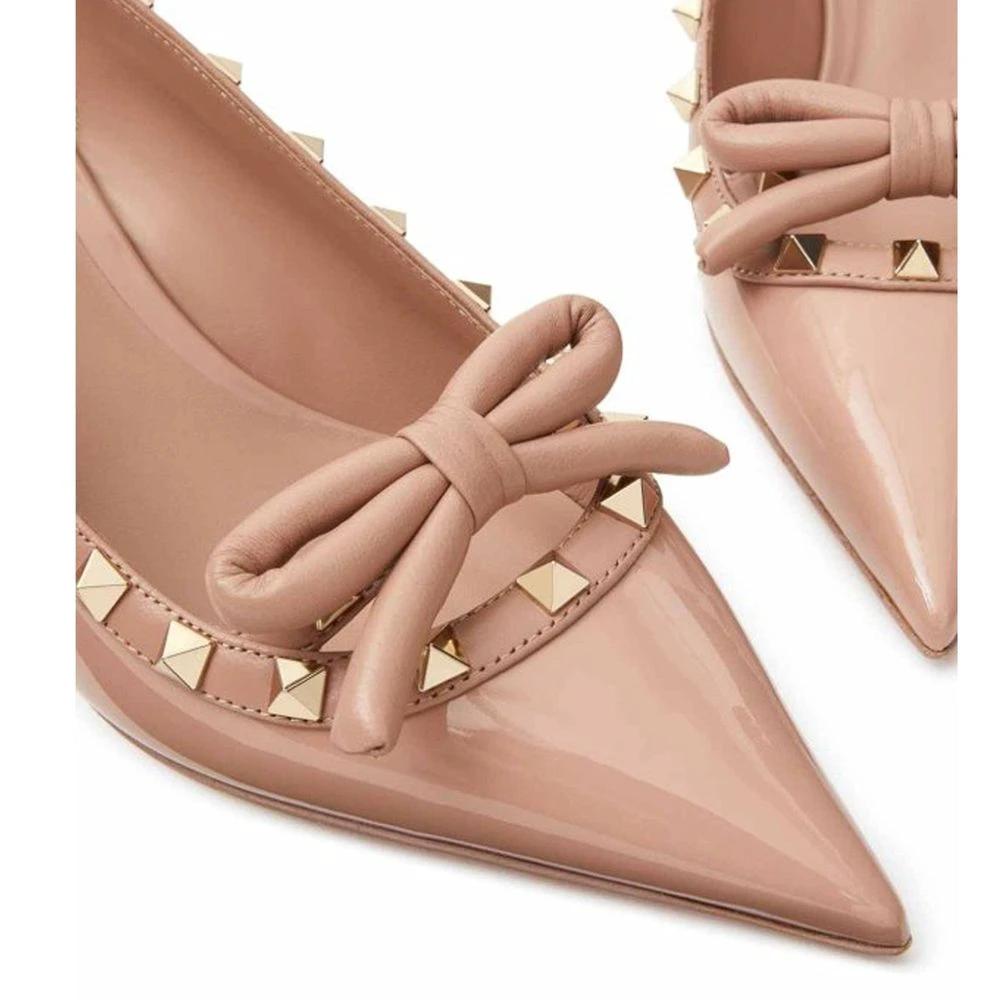 Escarpins à talons hauts en cuir de veau beige Valentino Garavani