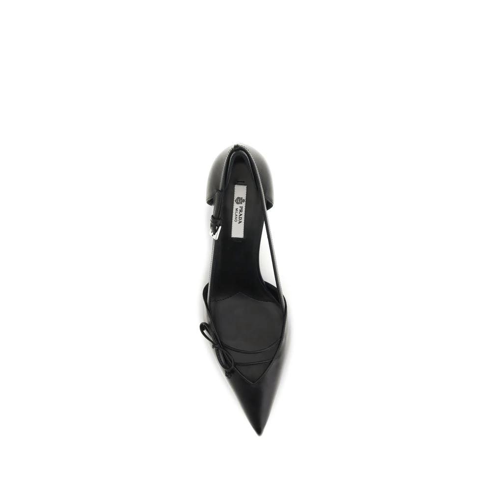 Escarpins Prada en cuir de veau noir Bos Taurus à talon mi-haut
