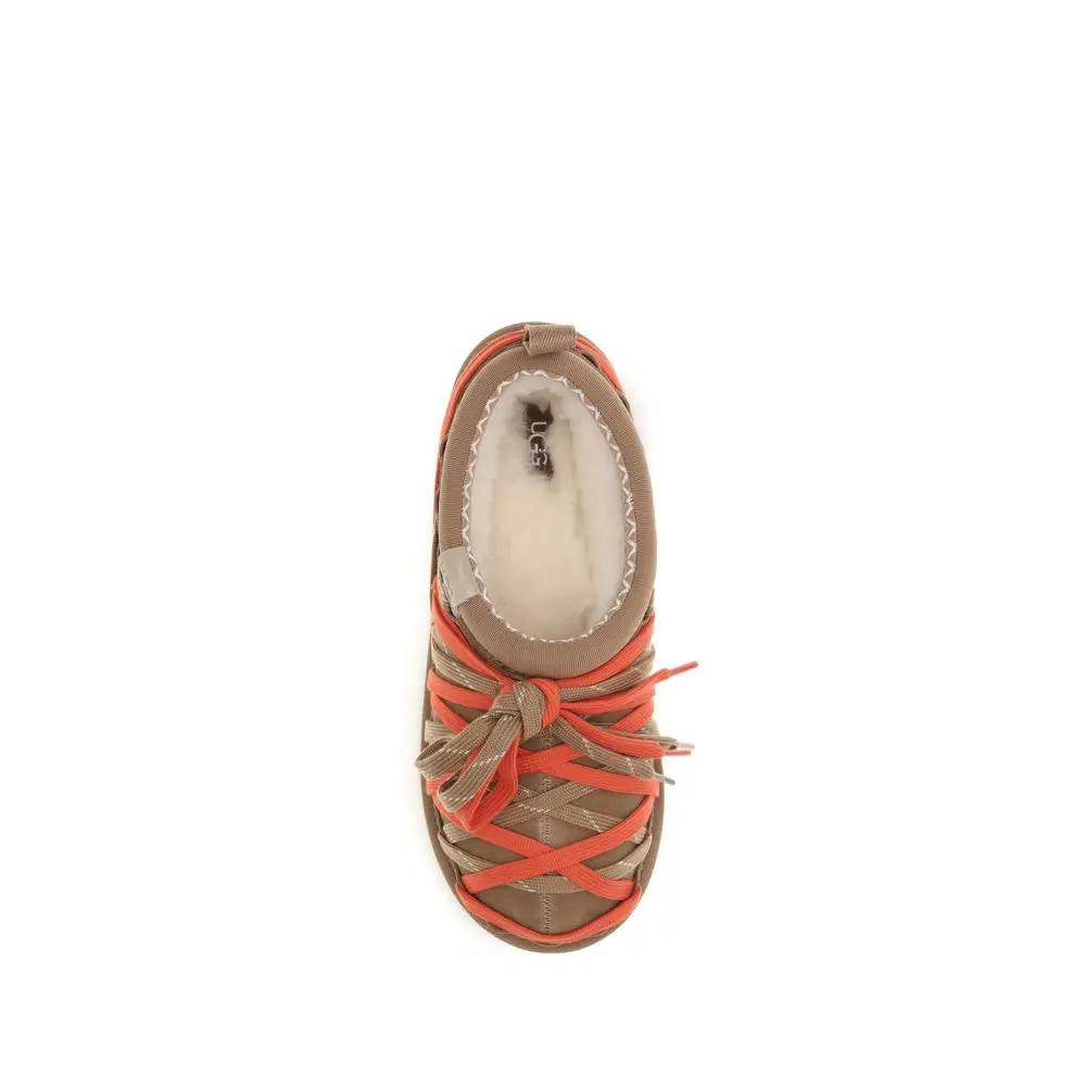 Sandales à enfiler en daim multicolore UGG