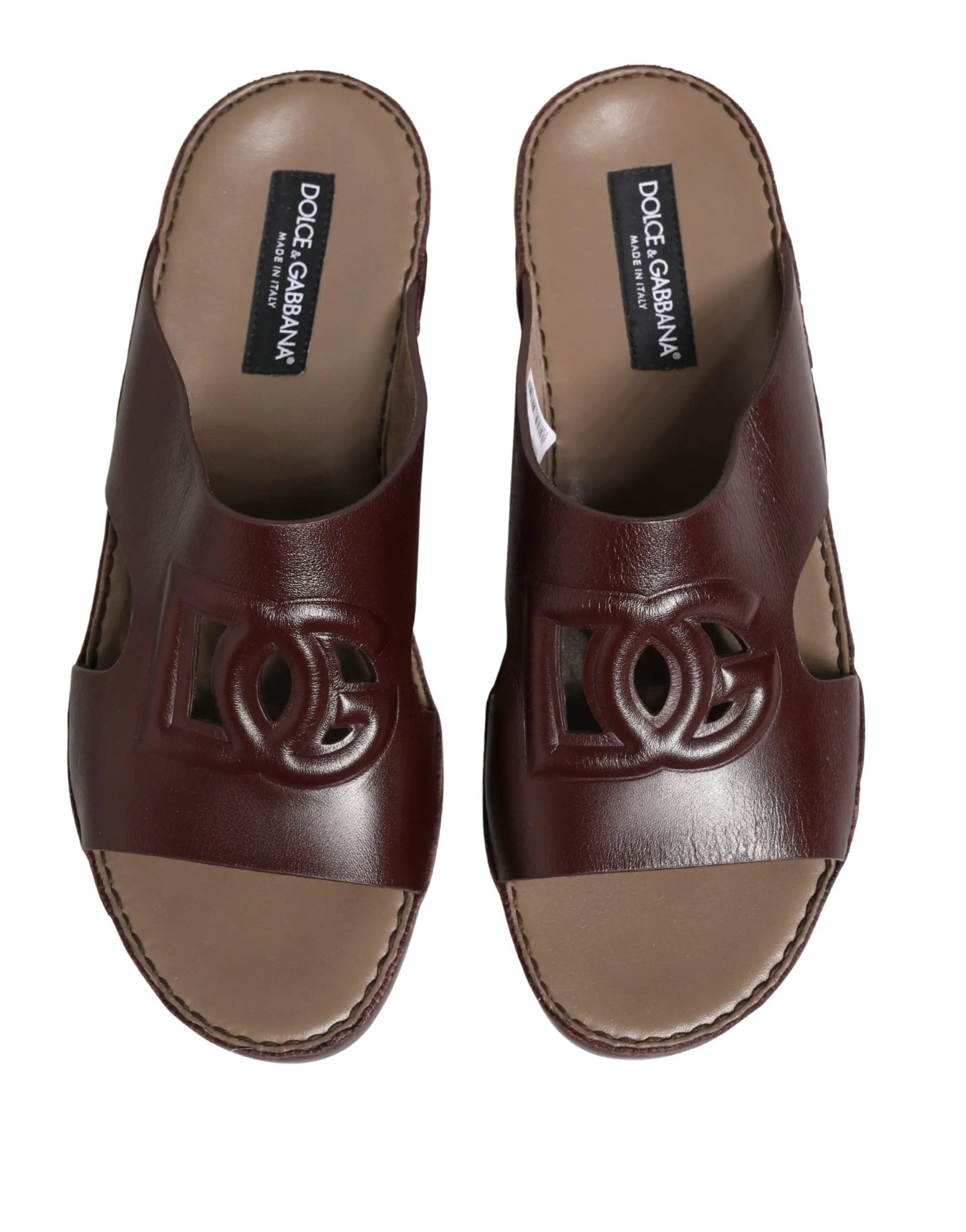 Chaussures sandales Dolce & Gabbana en cuir bordeaux à découpes avec logo DG