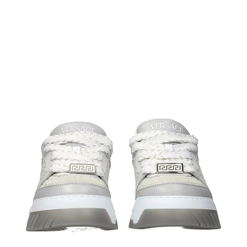 Baskets basses homme en cuir gris – Logo effet vieilli Versace