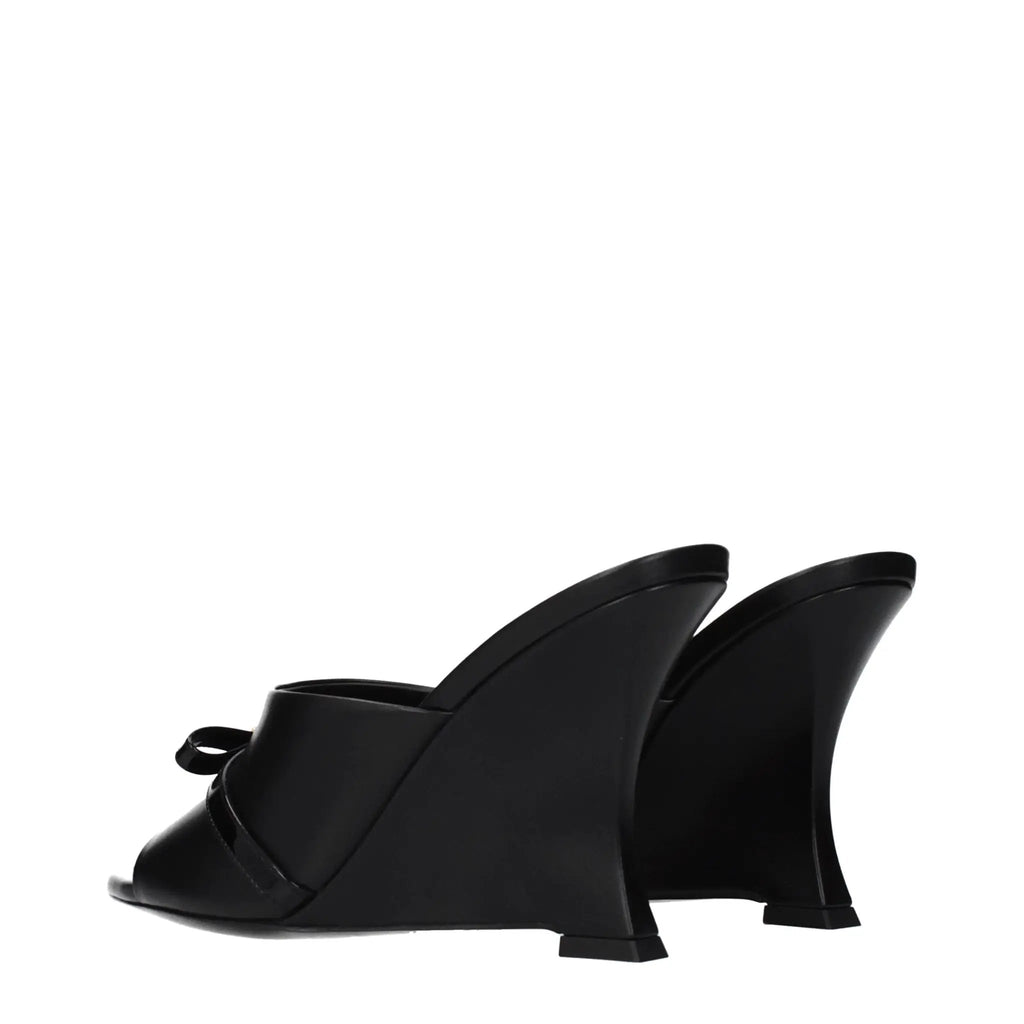 Sandales compensées en cuir noir Versace