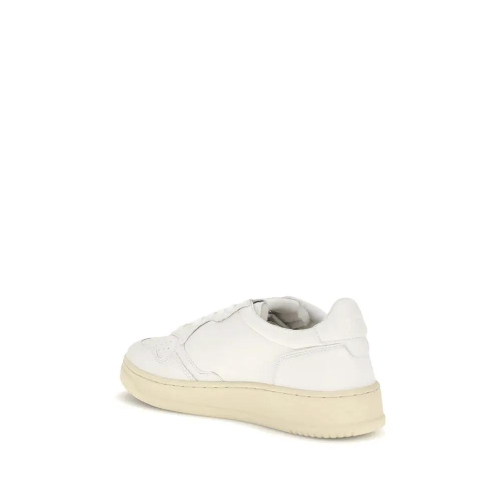 Baskets basses Autry Bos Taurus en cuir de veau blanc