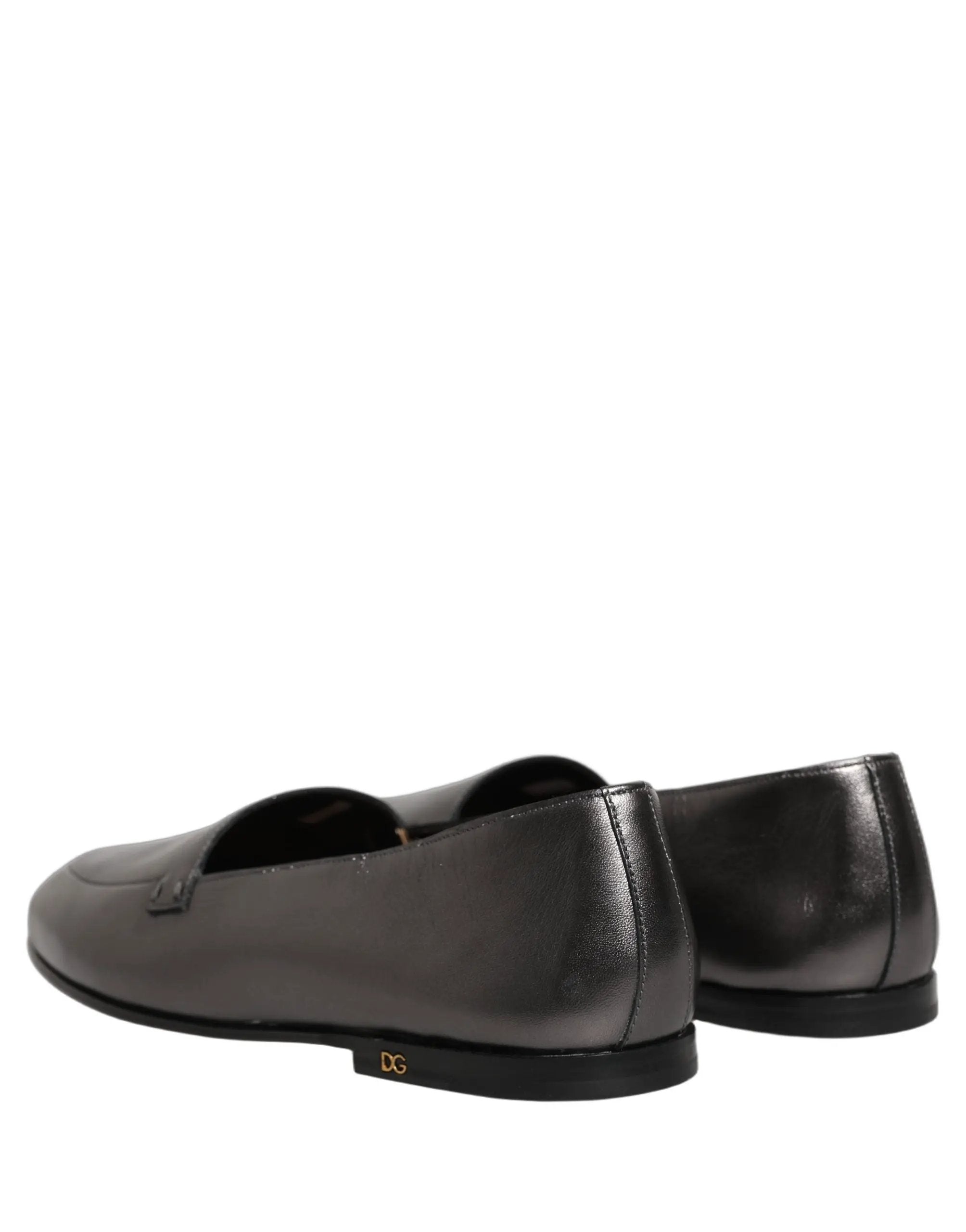 Chaussures Mocassins Dolce & Gabbana en Cuir Argenté à Logo DG à Enfiler