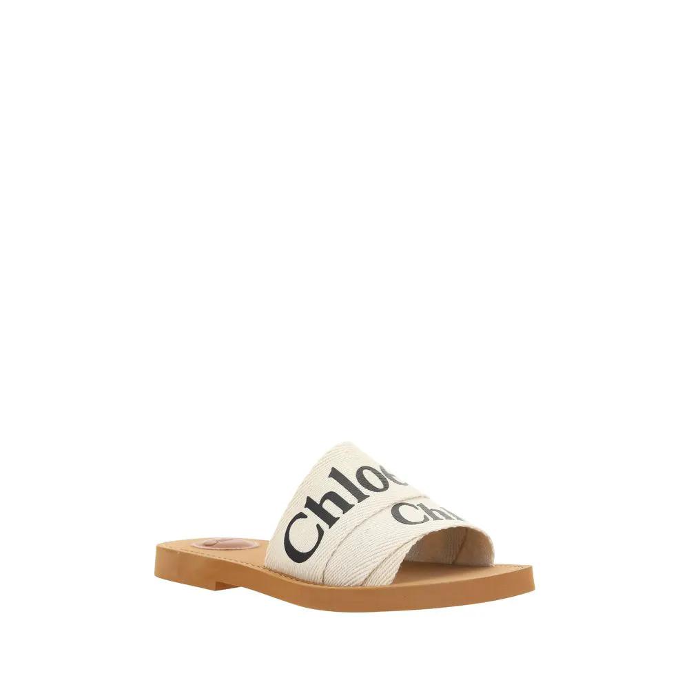 Sandales plates Chloé en lin blanc