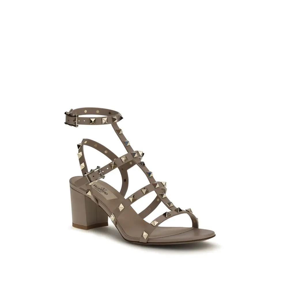 Sandales à brides Valentino Garavani Bos Taurus en cuir de veau beige