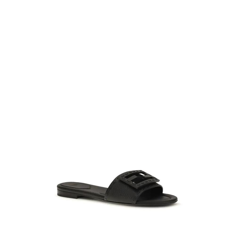 Sandales plates Fendi Bos Taurus en cuir de veau noir