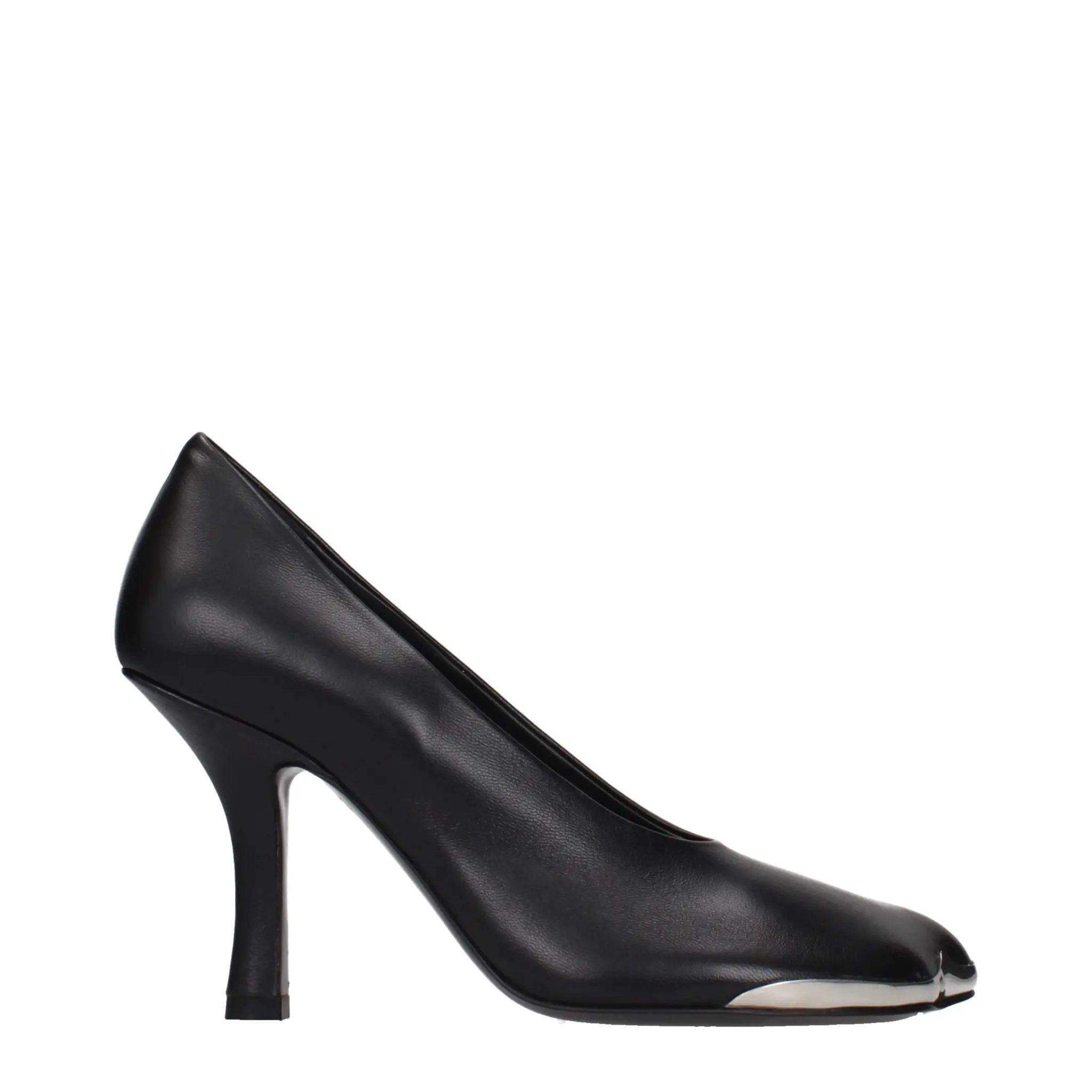 Escarpins Burberry en cuir noir à talons hauts