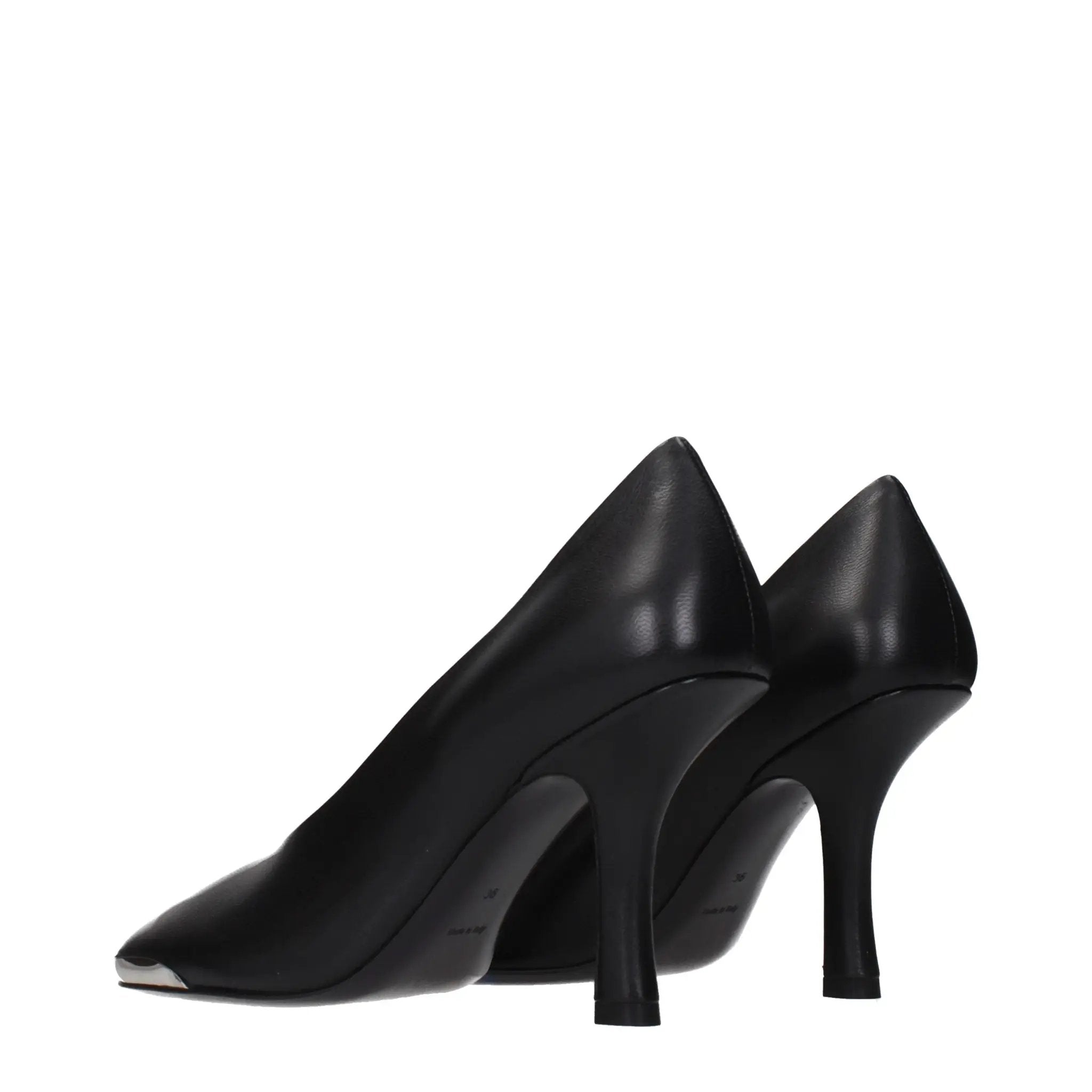 Escarpins Burberry en cuir noir à talons hauts