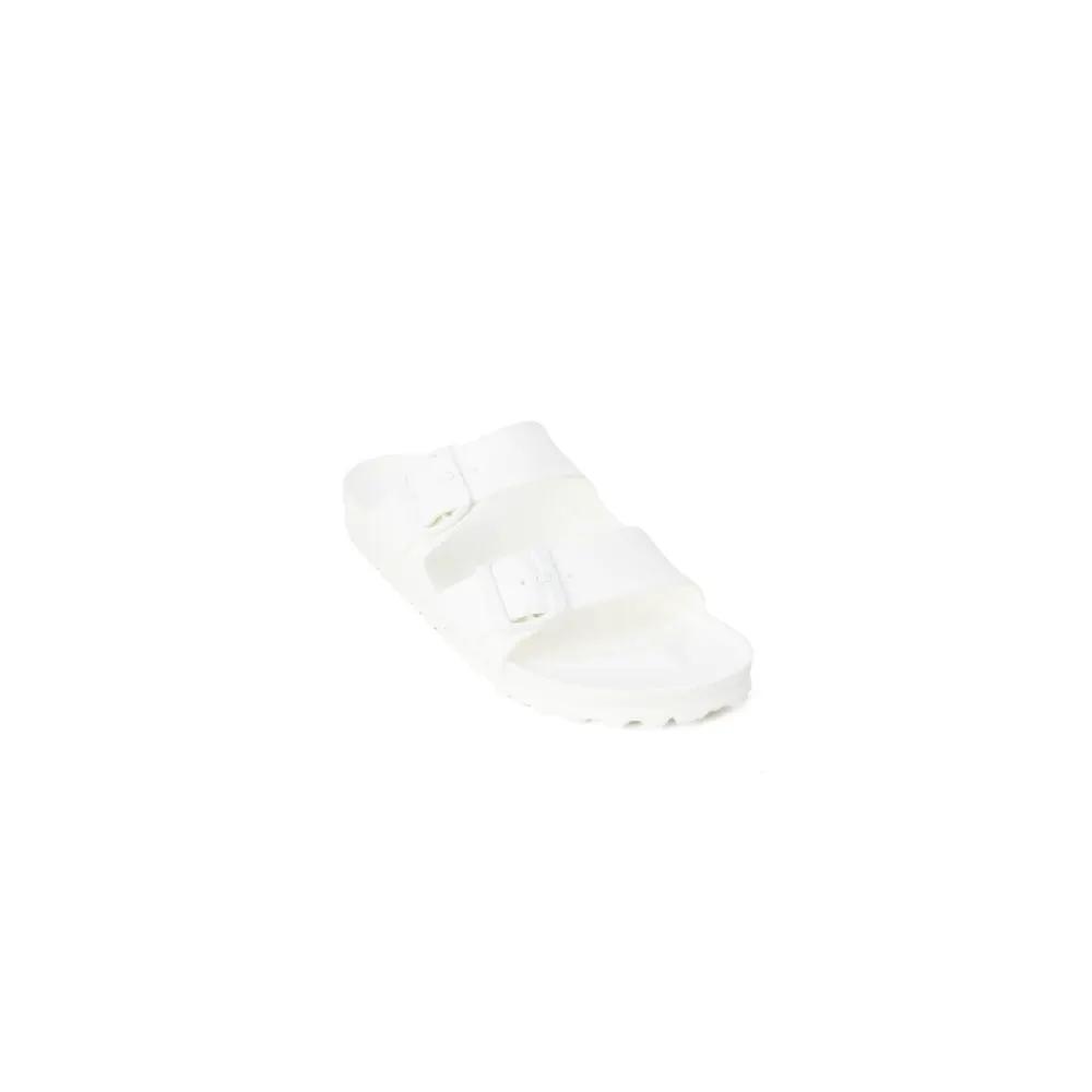 Sandales plates Birkenstock en plastique blanc
