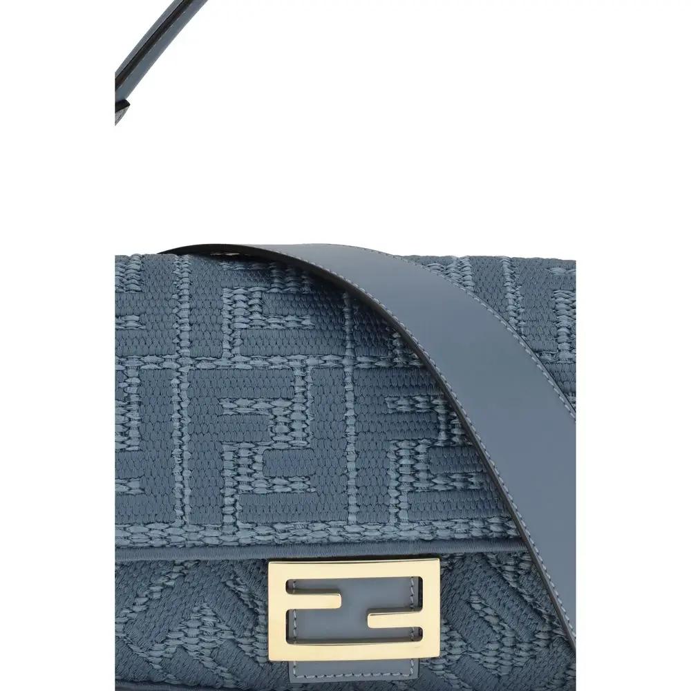 Sac bandoulière Fendi en raphia bleu