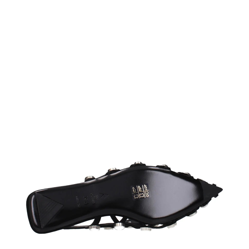 Les ballerines en cuir noir Attico