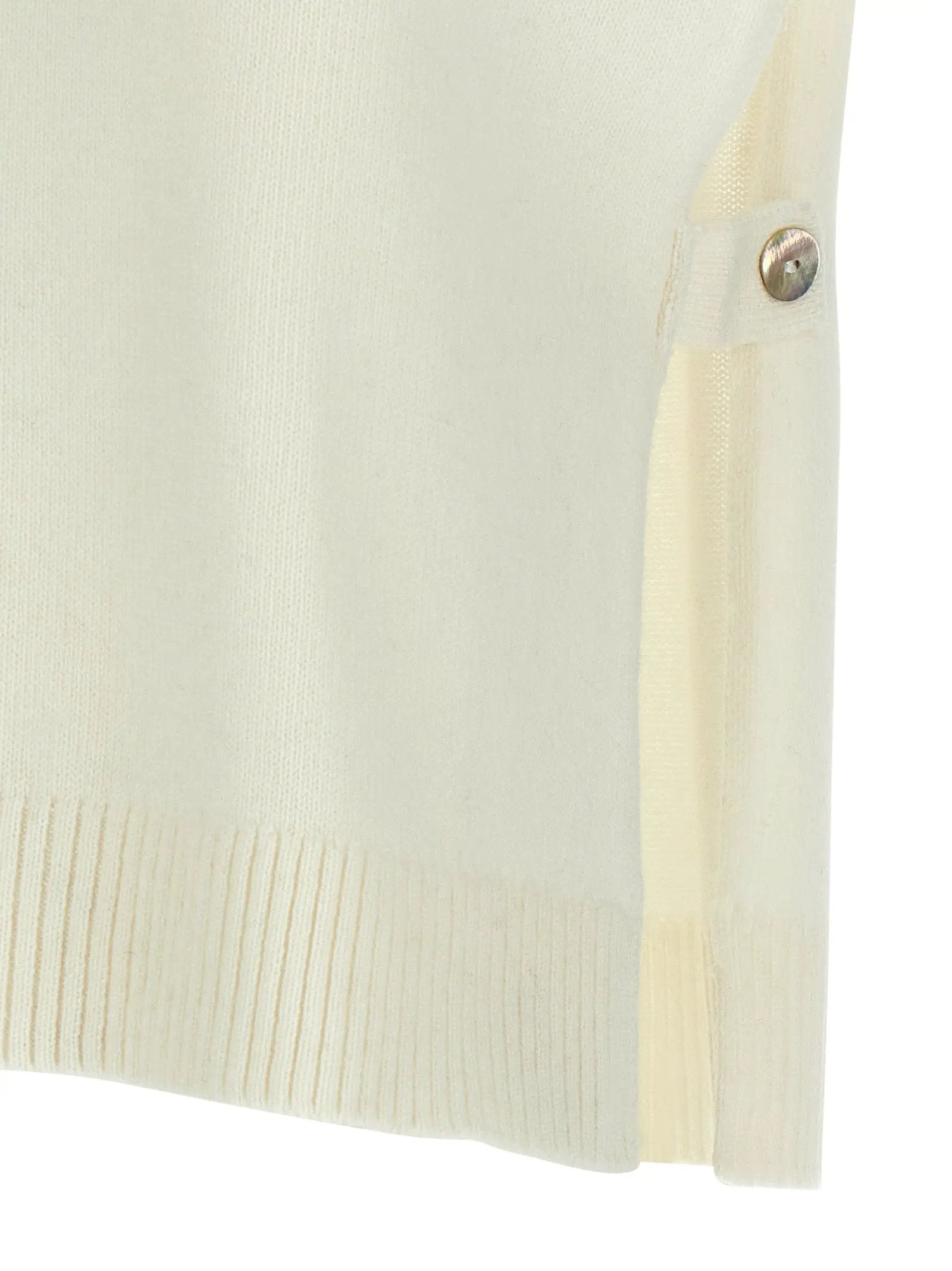 BE YOU White Cashmere Sleeveless Jacket