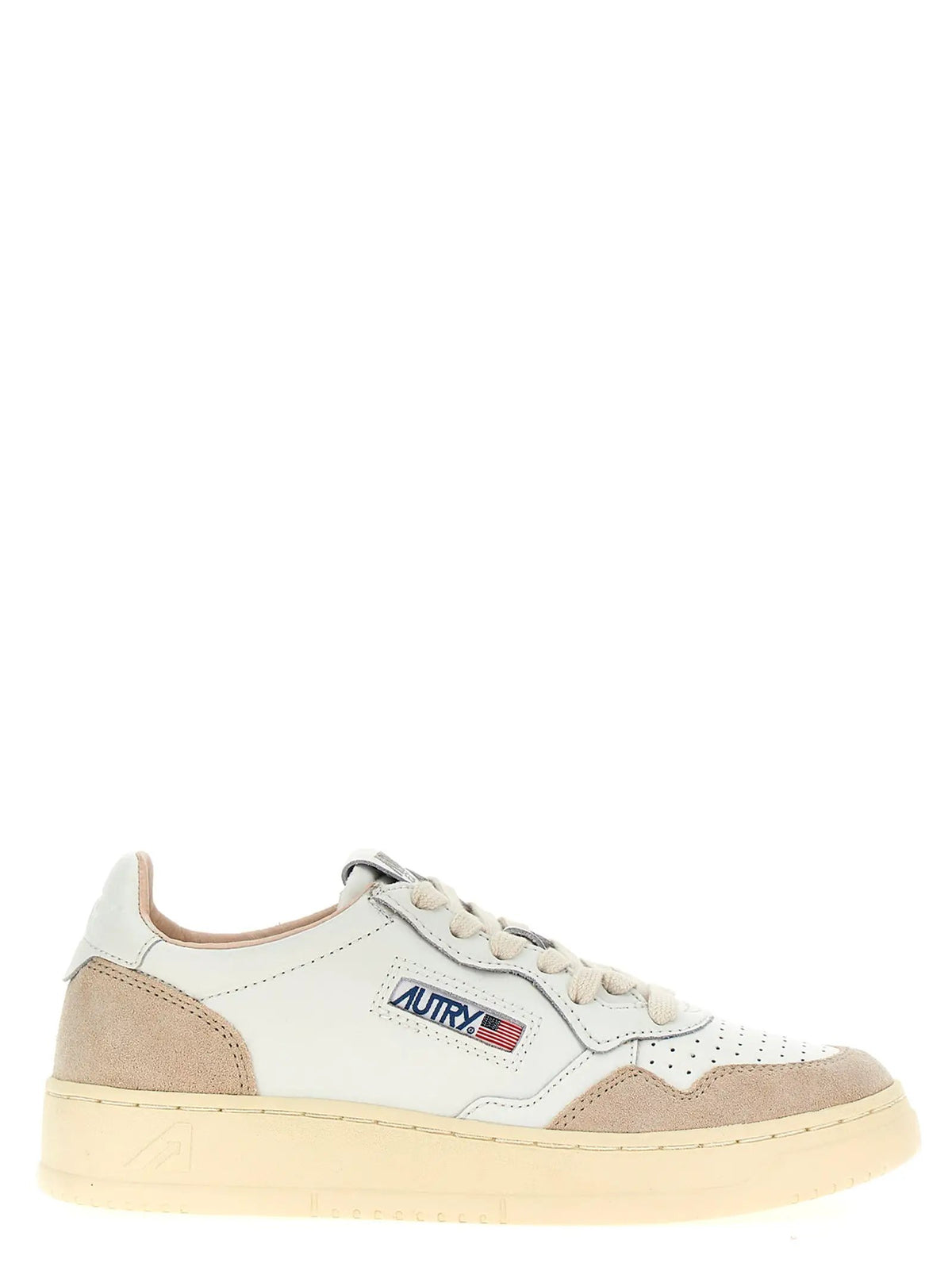 Baskets basses Autry en cuir de vachette beige