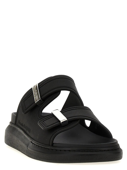 Sandales Alexander McQueen en caoutchouc noir
