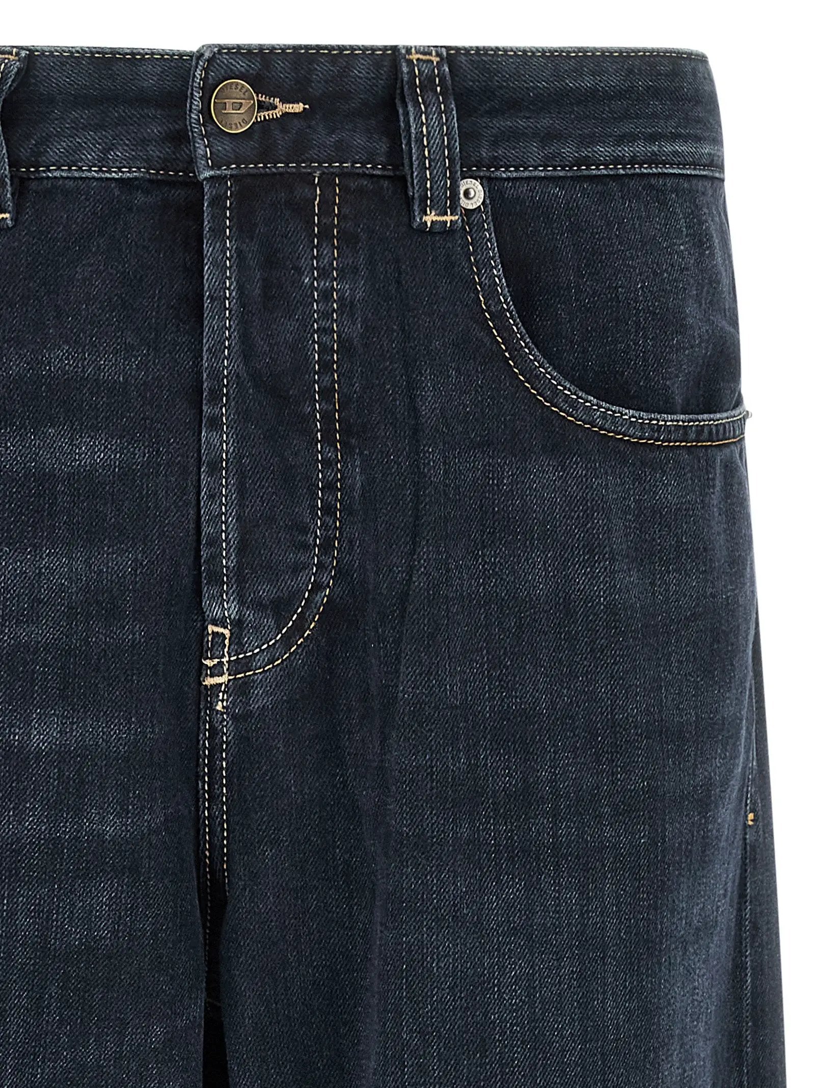 Jean Diesel bleu coton coupe décontractée