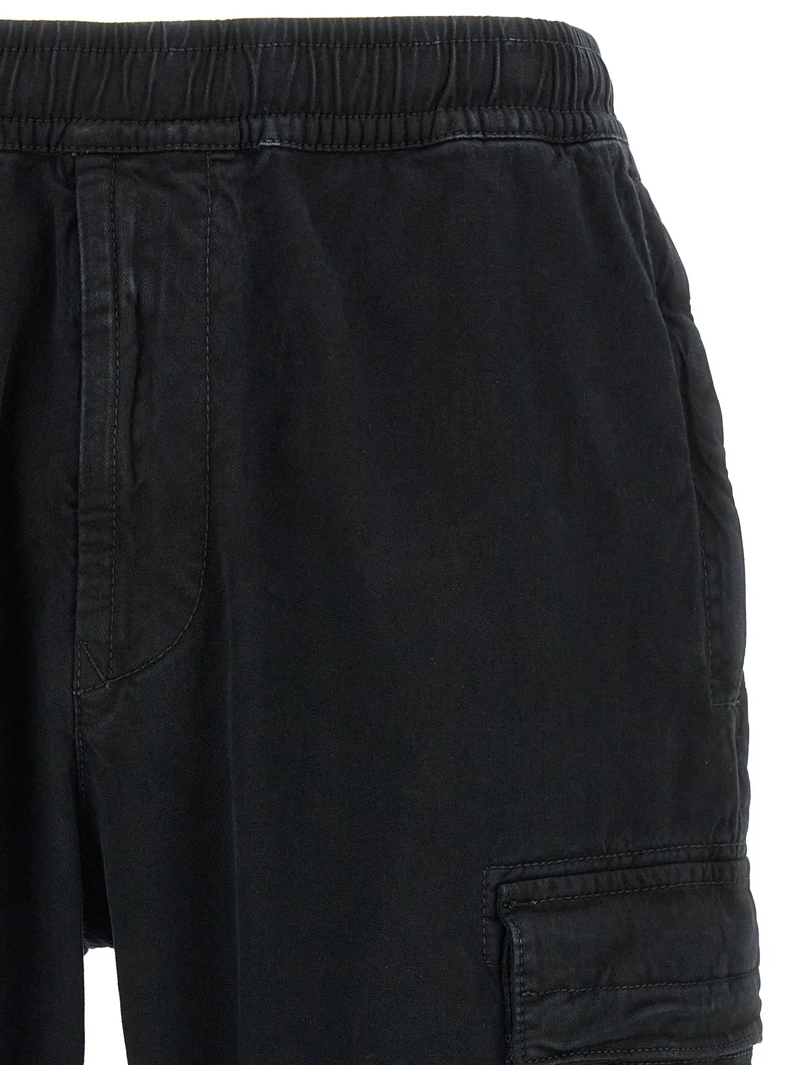 Pantalon cargo Stone Island en coton noir