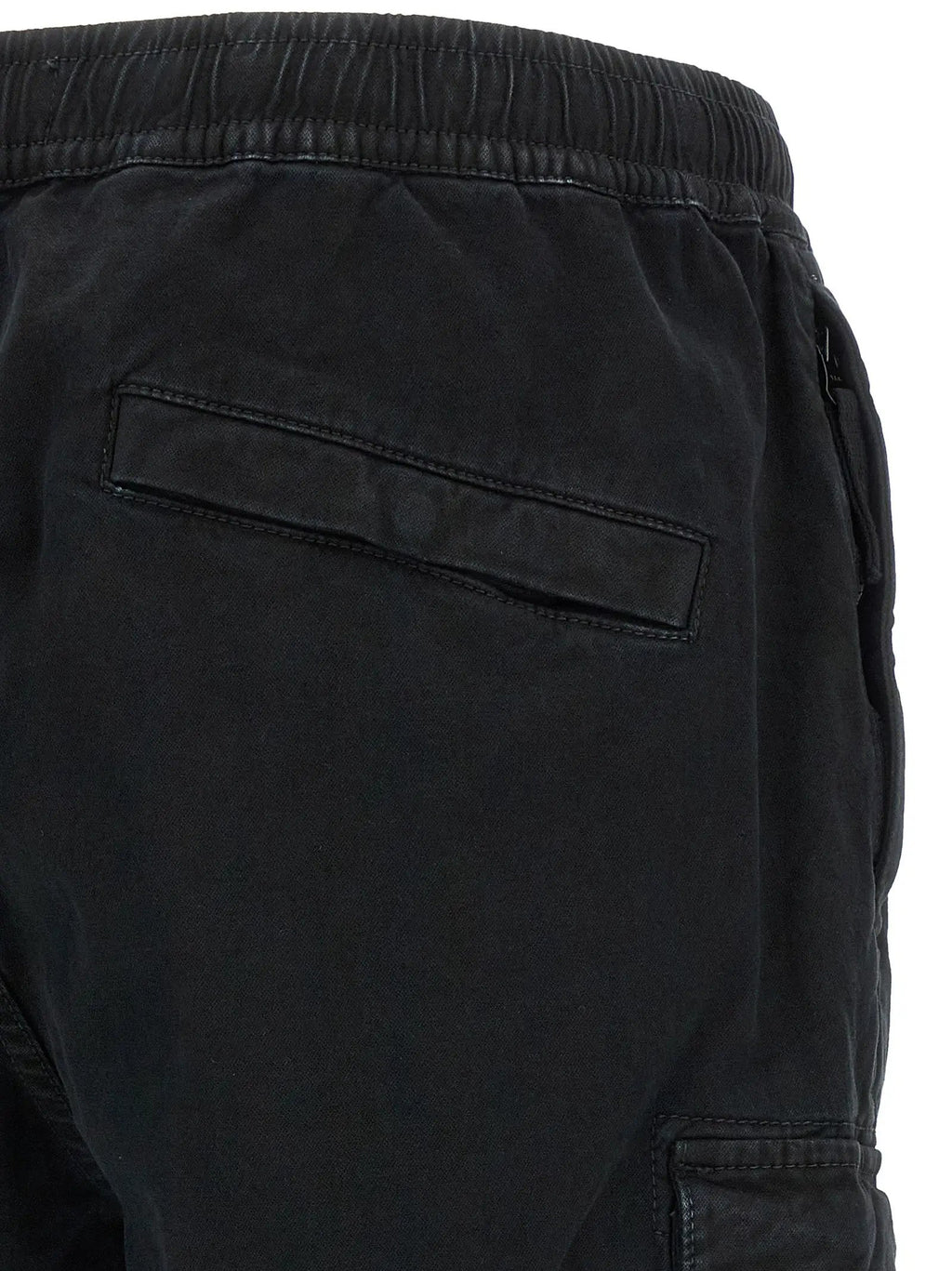 Pantalon cargo Stone Island en coton noir