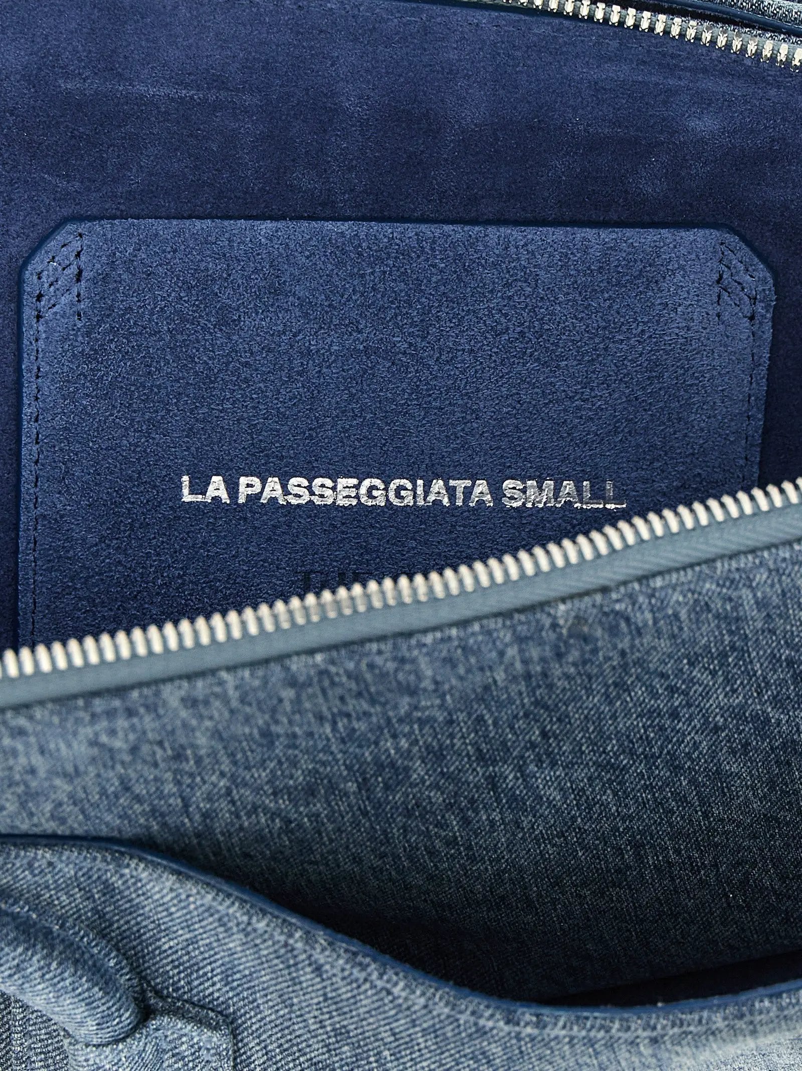 Le sac à bandoulière The Attico en coton bleu