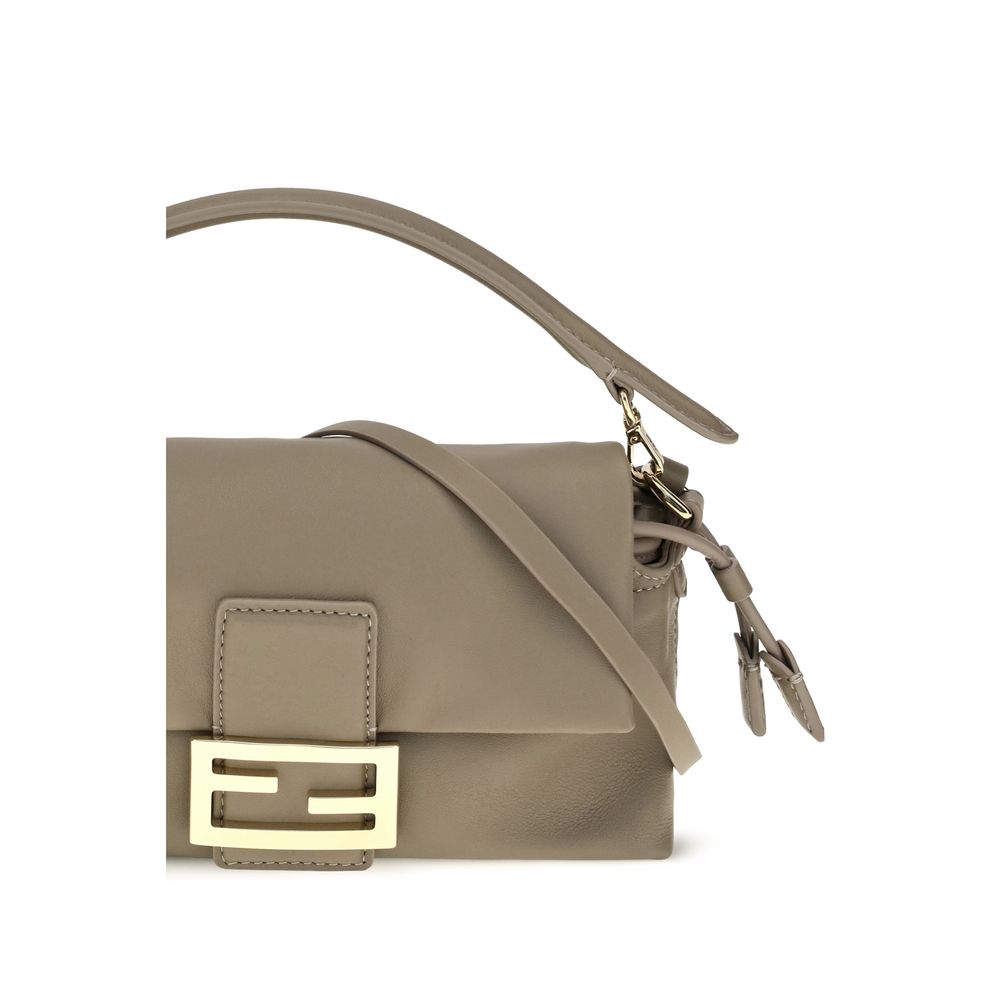 Fendi Fendi Beige Lamb Ovis Aries Aries Shoulder Bag
