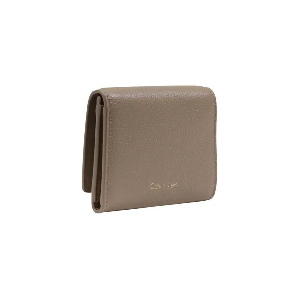 Portefeuille en cuir beige Calvin Klein