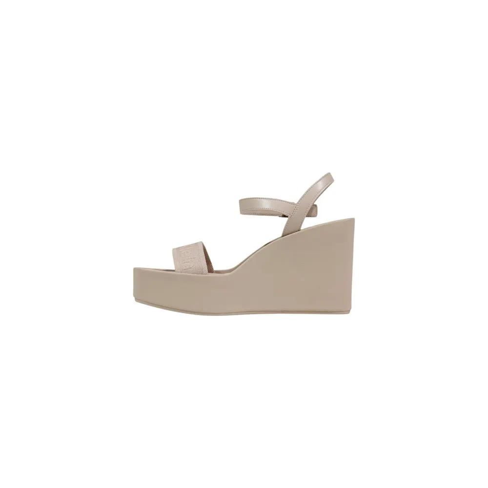 Calvin Klein Calvin Klein Beige Polyethylene Platform Sandals