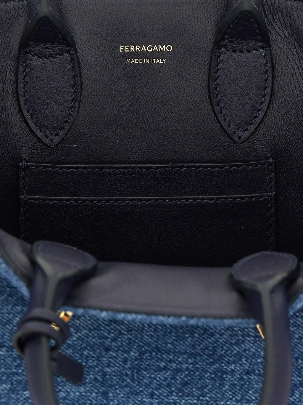 Sac à main en tissu bleu Ferragamo