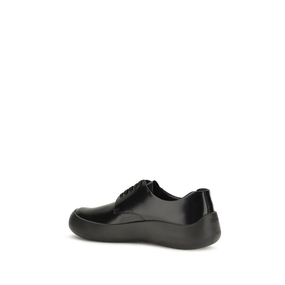 Baskets Prada en cuir de veau noir Bos Taurus