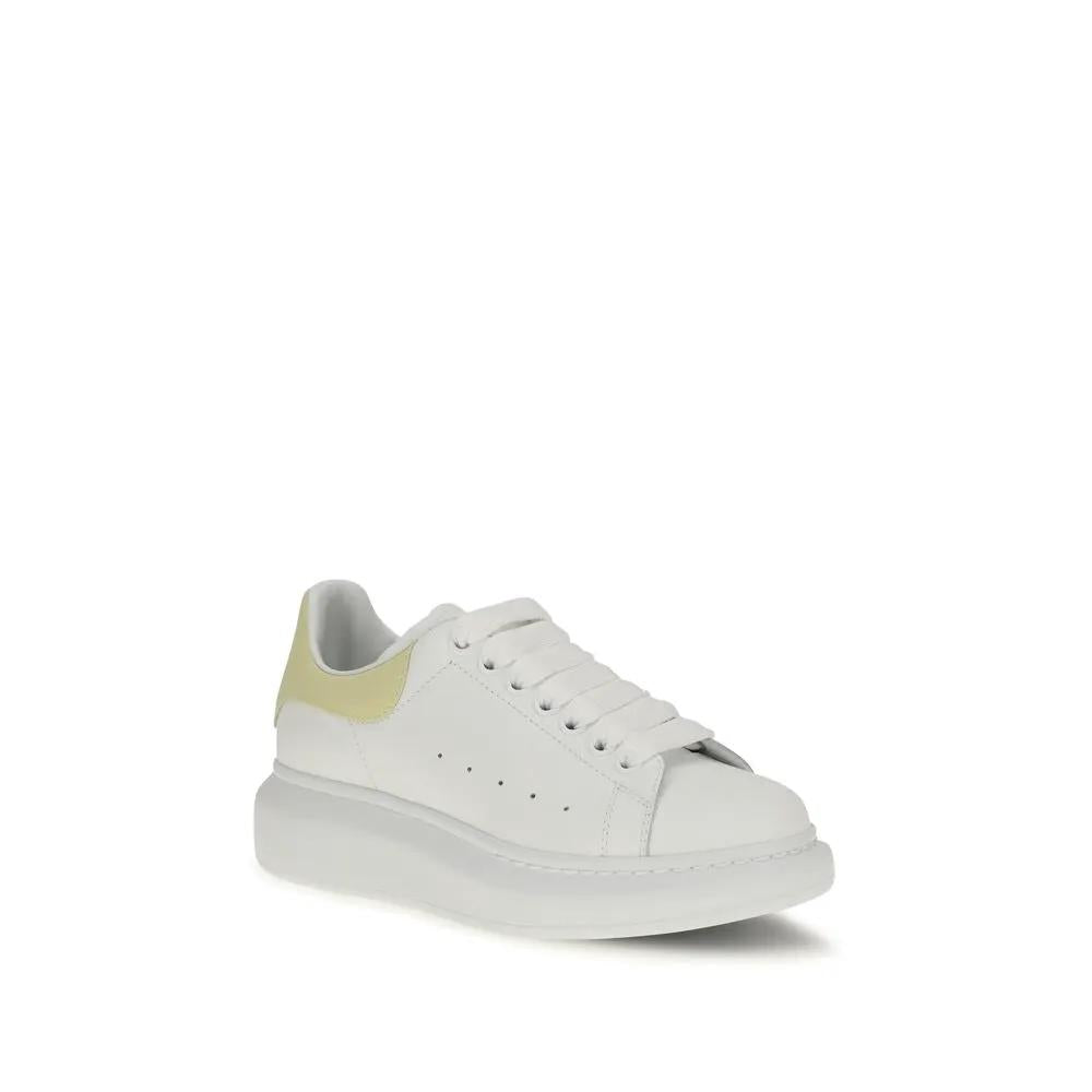 Baskets épaisses Alexander McQueen en cuir de veau blanc Bos Taurus