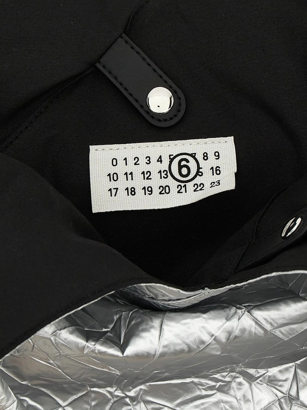 Sac cabas MM6 Maison Margiela en polyéthylène argenté