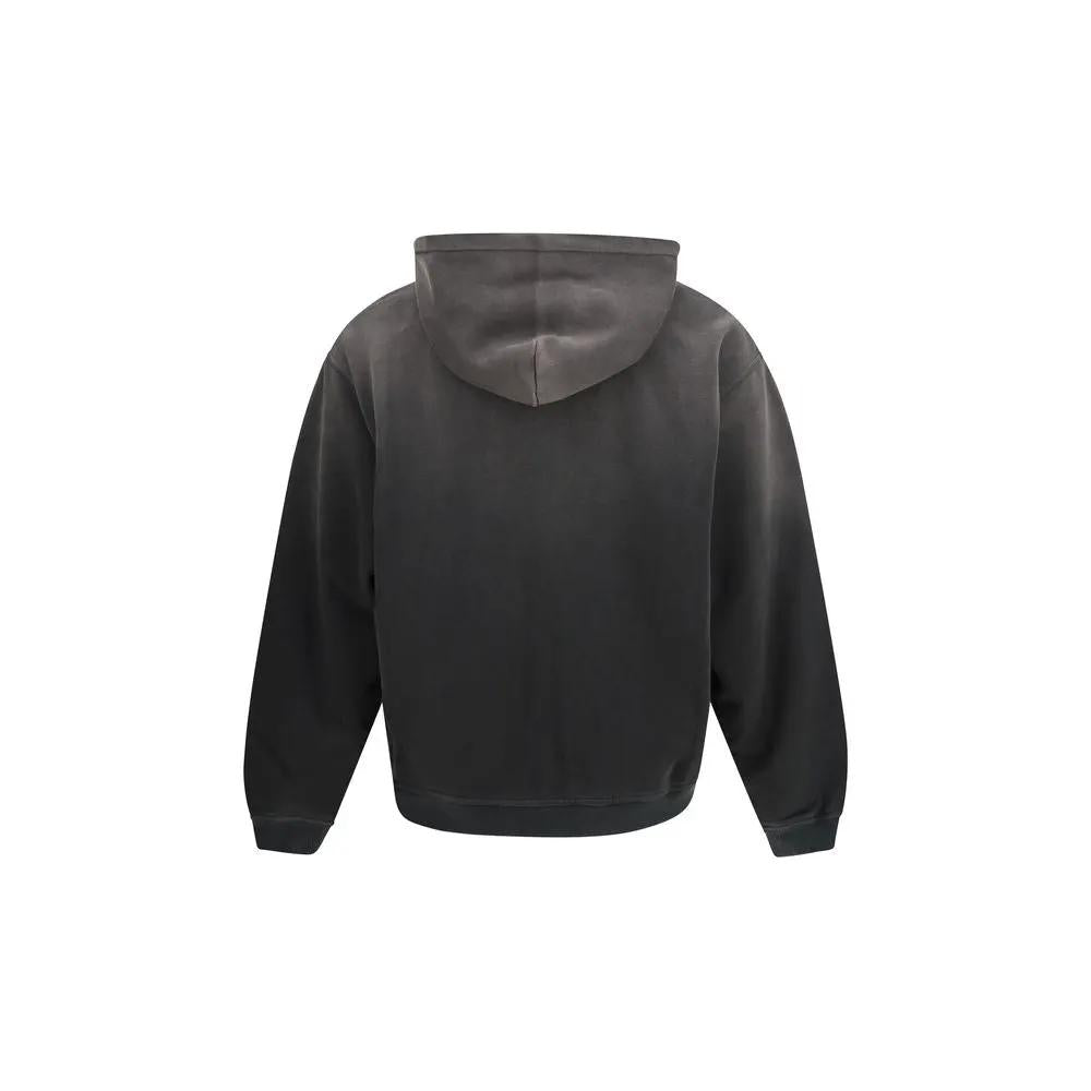 Représenter le sweat-shirt en coton gris