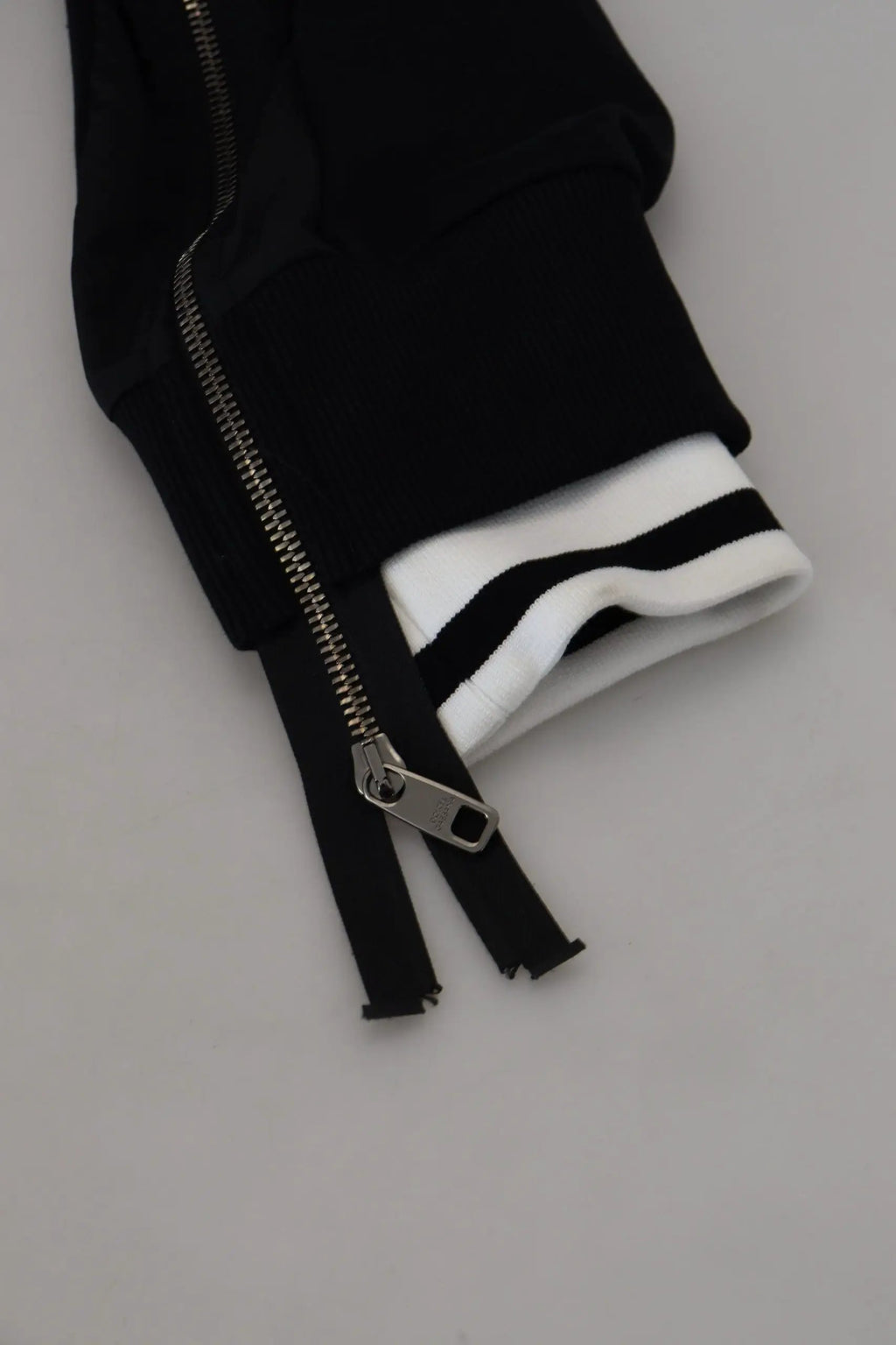 Veste Dolce &amp; Gabbana noire en polyester à capuche et fermeture éclair intégrale
