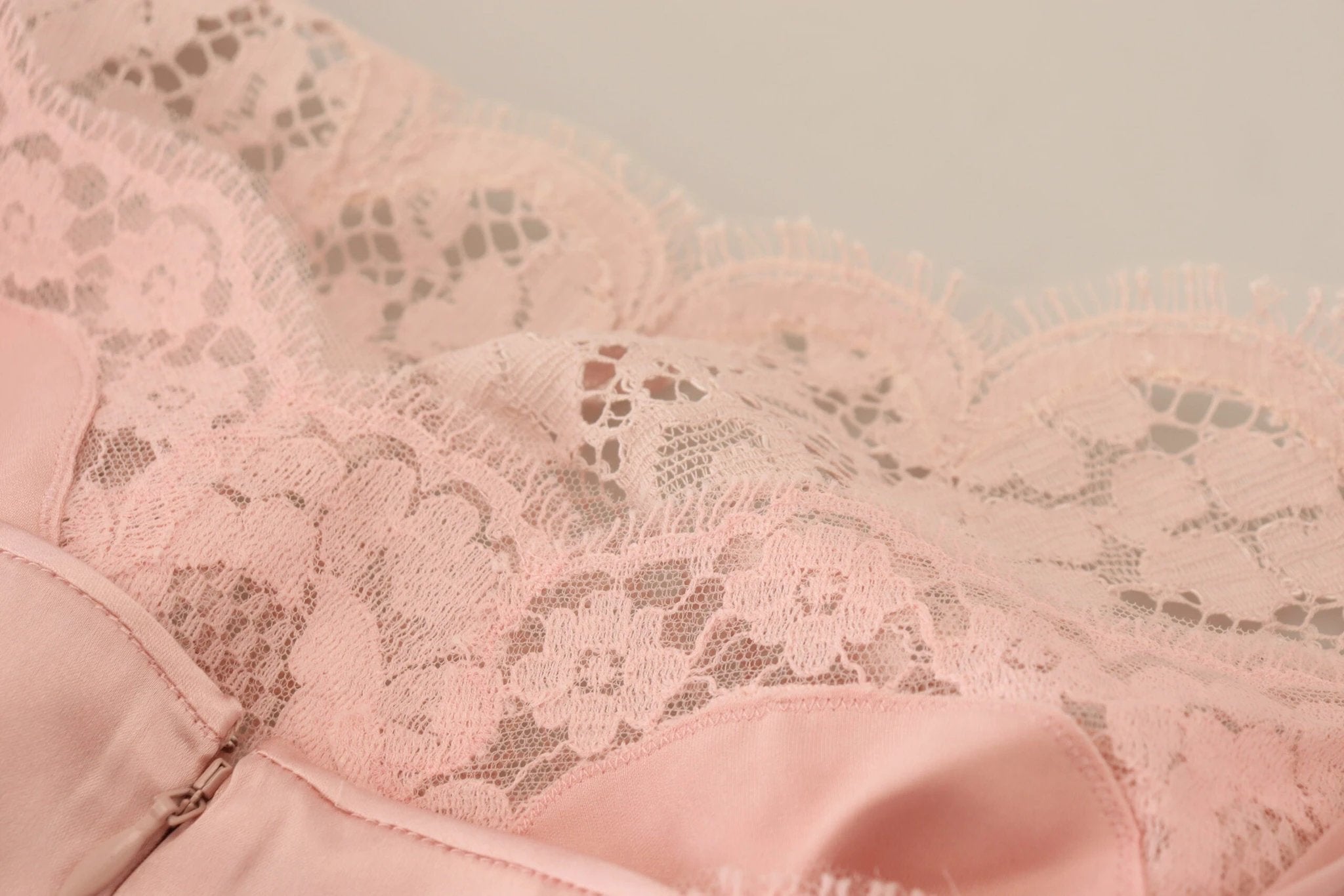 Dolce & Gabbana Pink Floral Lace Sleeveless Tank Blouse Top by Dolce & Gabbana