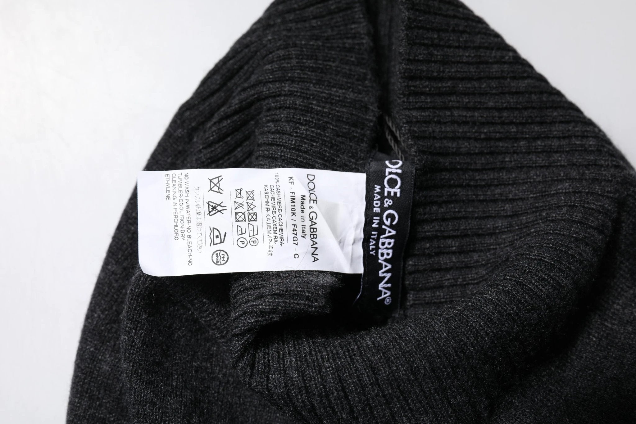 Dolce & Gabbana Black Cashmere Knitted Neck Warmer Foulard Scarf by Dolce & Gabbana
