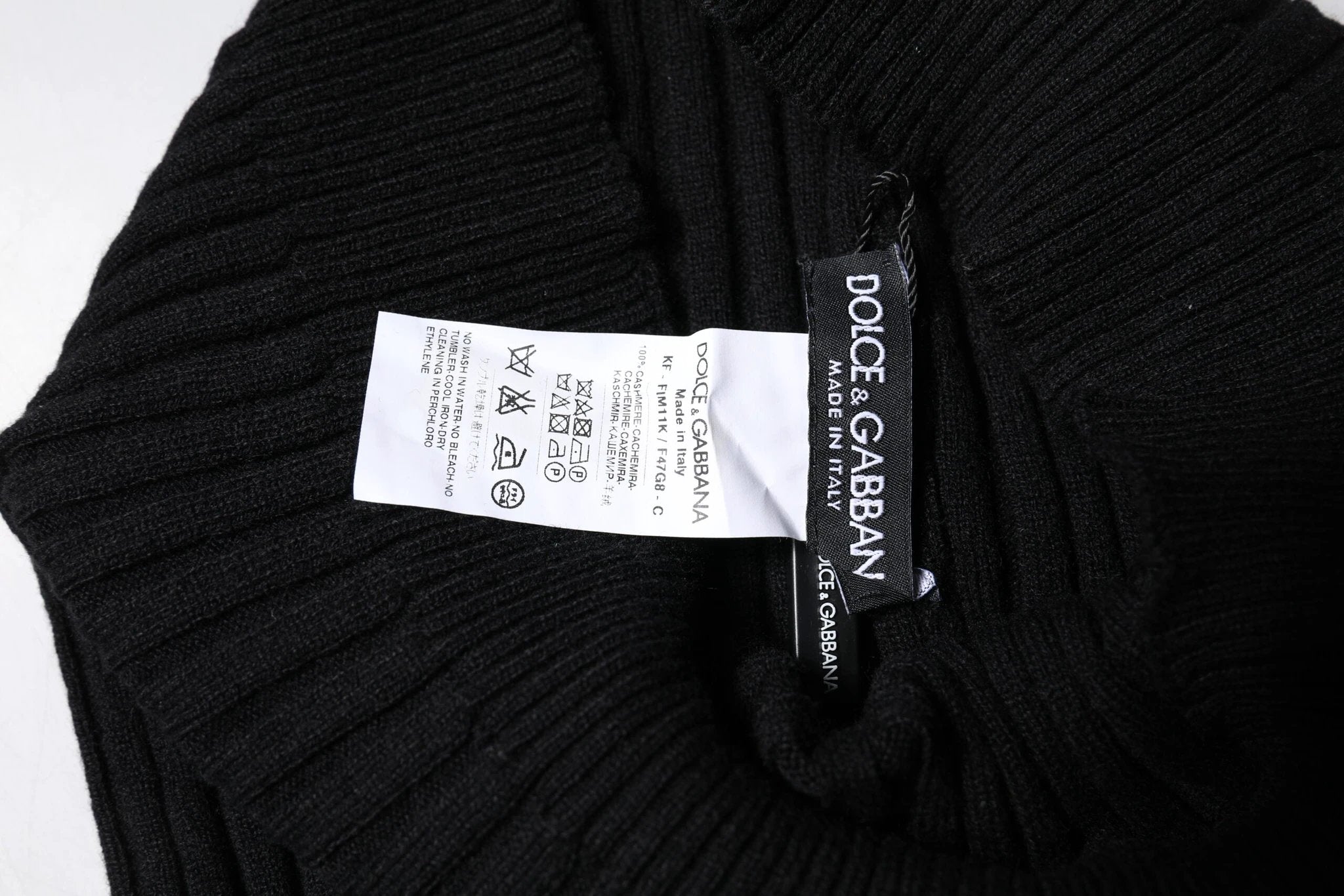 Dolce & Gabbana Black Cashmere Knitted Neck Warmer Foulard Scarf by Dolce & Gabbana