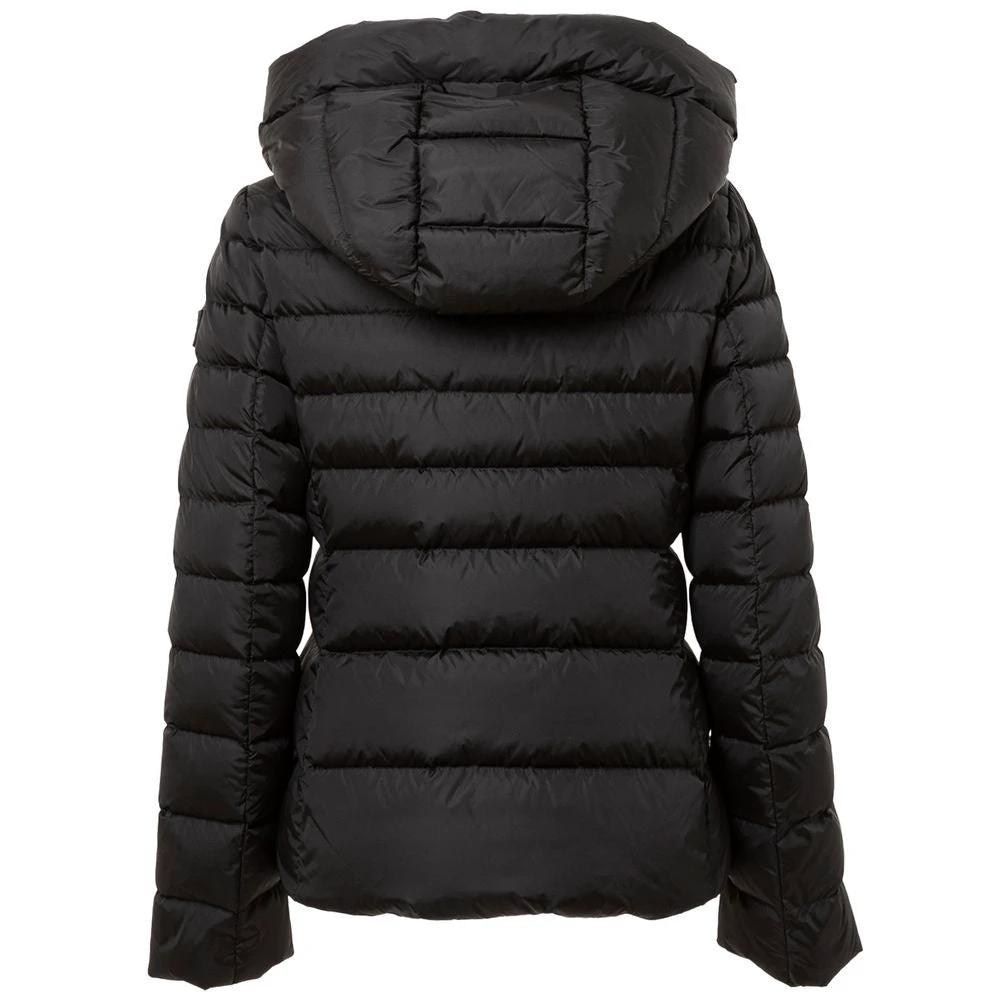 Ajouter une veste extérieure en polyamide noir