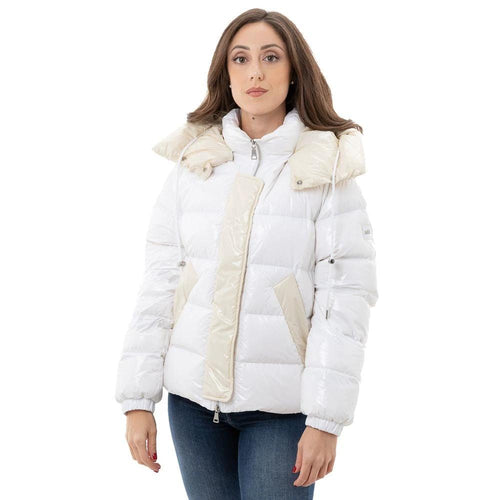 Ajouter un manteau en polyamide blanc