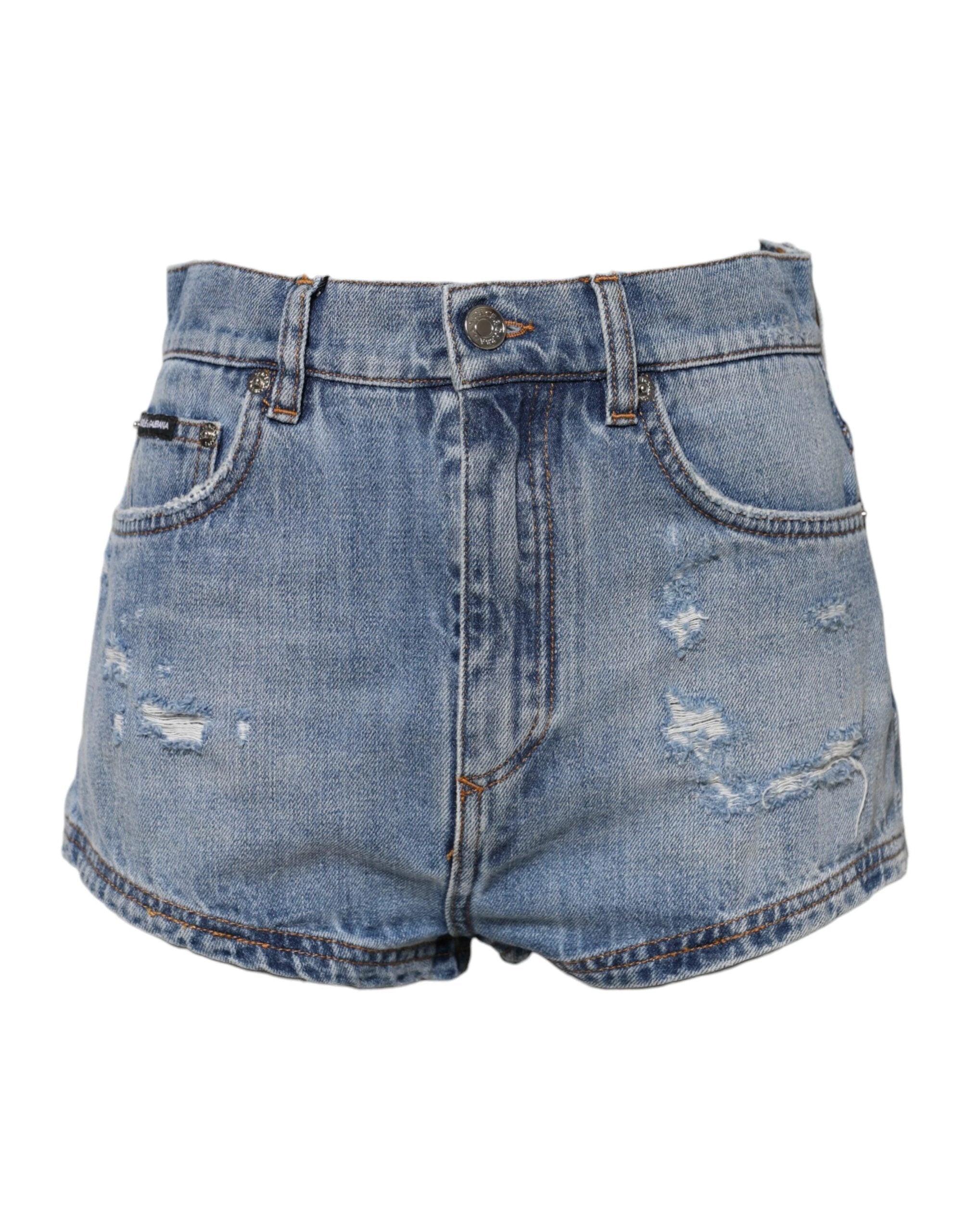 Short en jean Dolce &amp; Gabbana avec logo bleu et plaque sur le short.